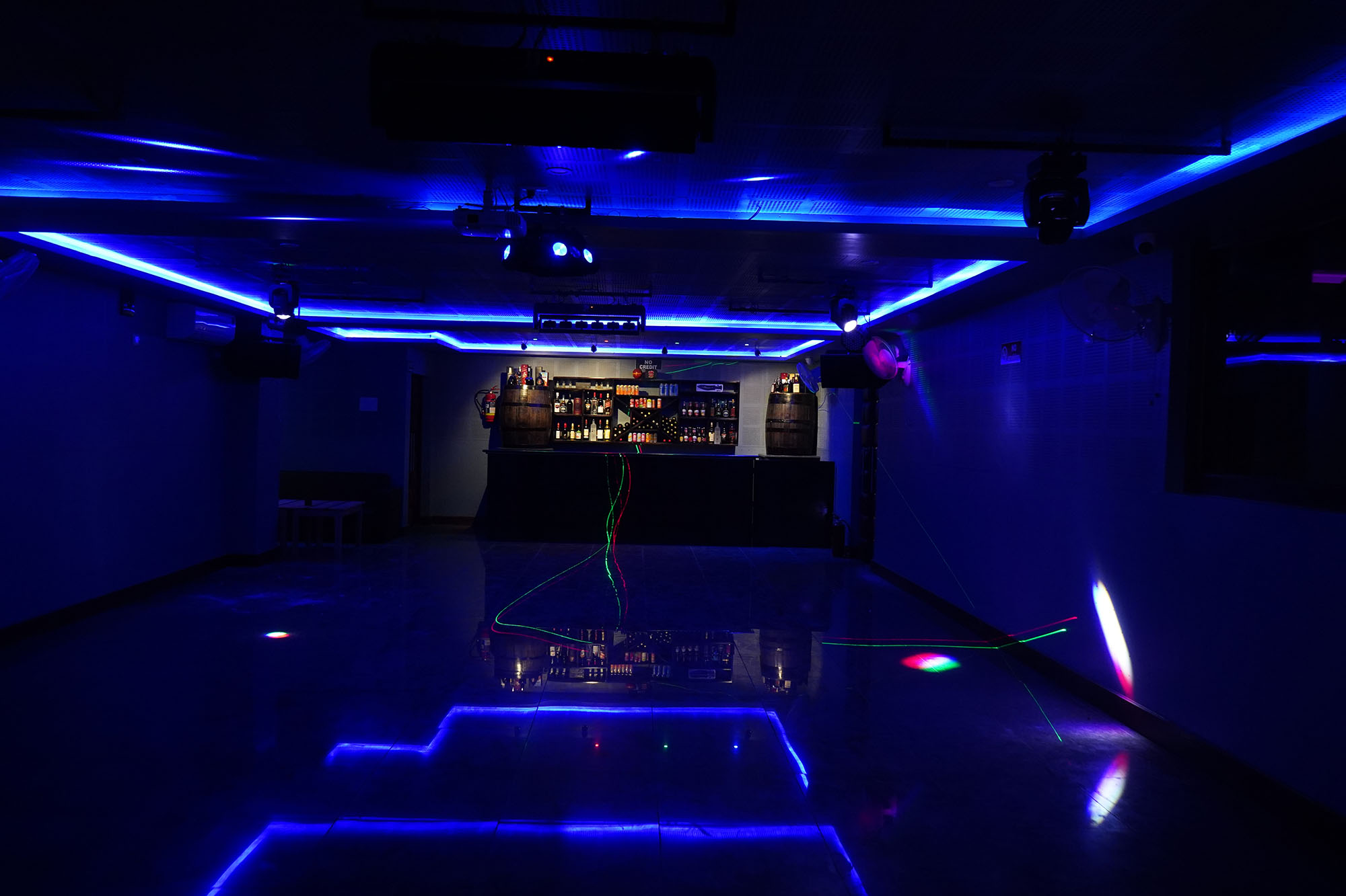 nightclub3